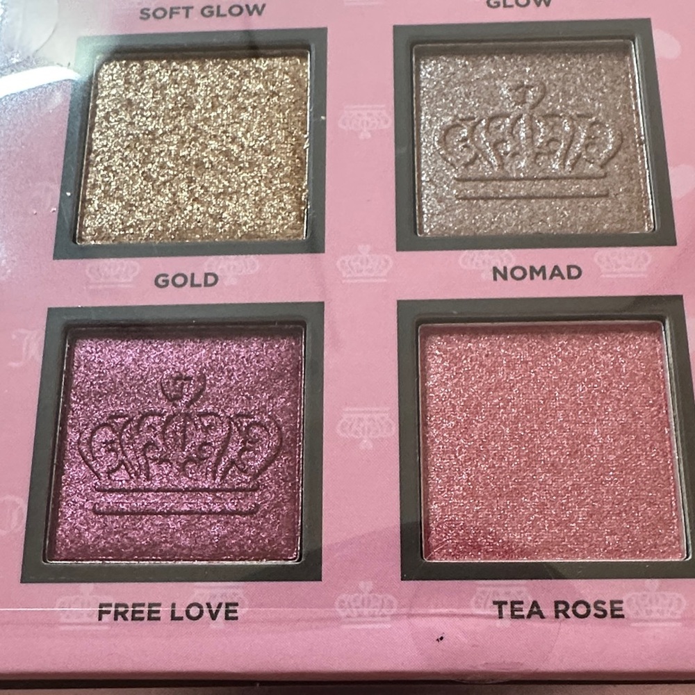 Juicy Couture Multi Color Eyeshadow Palette. NIB - Picture 11 of 14